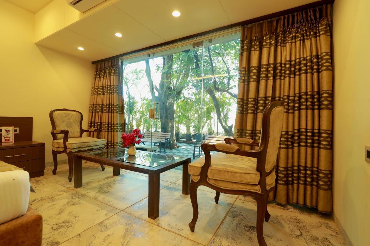 Manas Resort With Petting Zoo, Igatpuri Εξωτερικό φωτογραφία