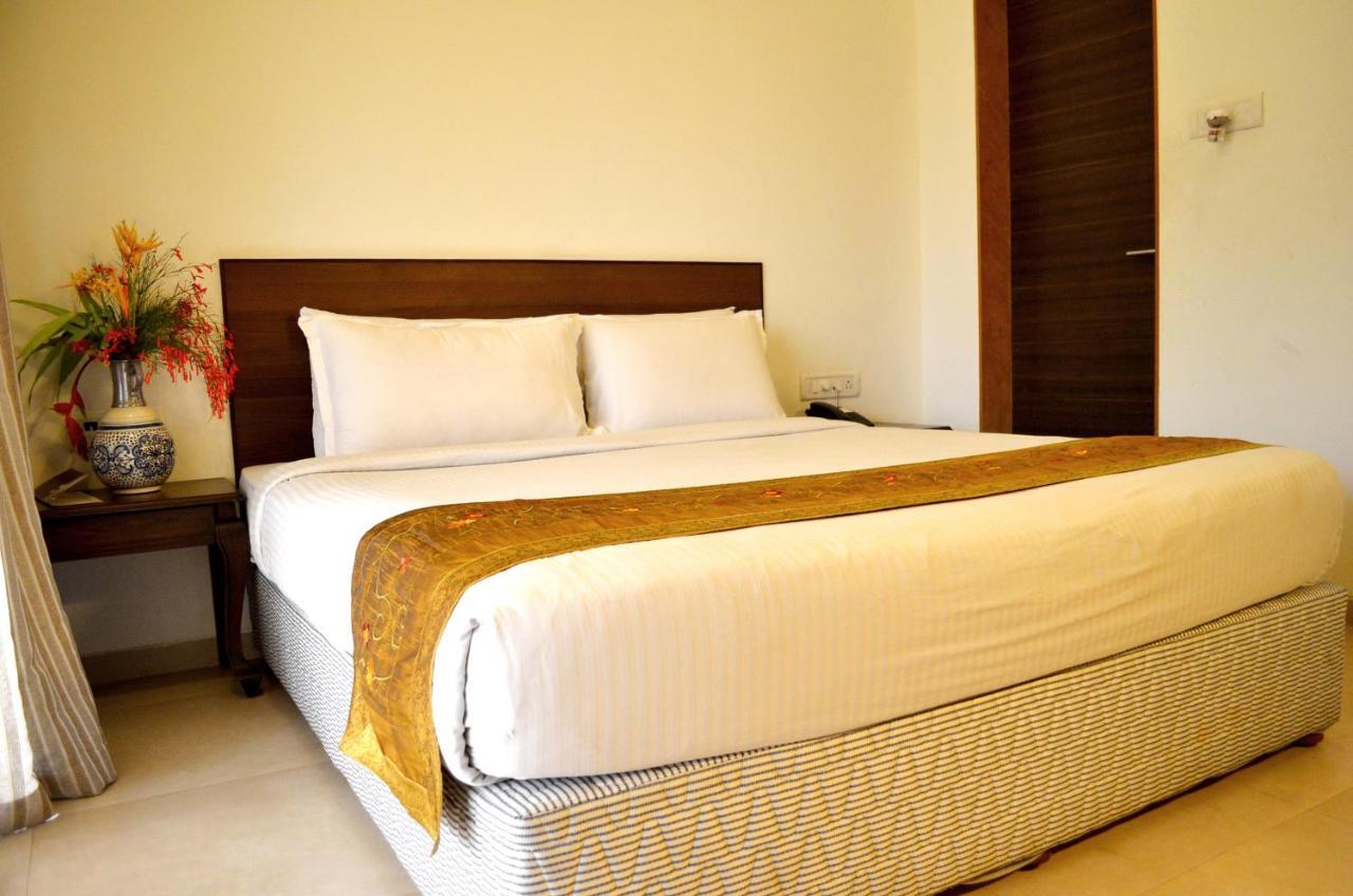 Manas Resort With Petting Zoo, Igatpuri Εξωτερικό φωτογραφία